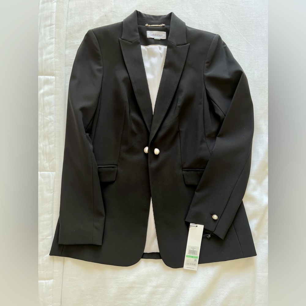 Calvin Klein Open Front Blazer/suit With Pearl detail Buttons.